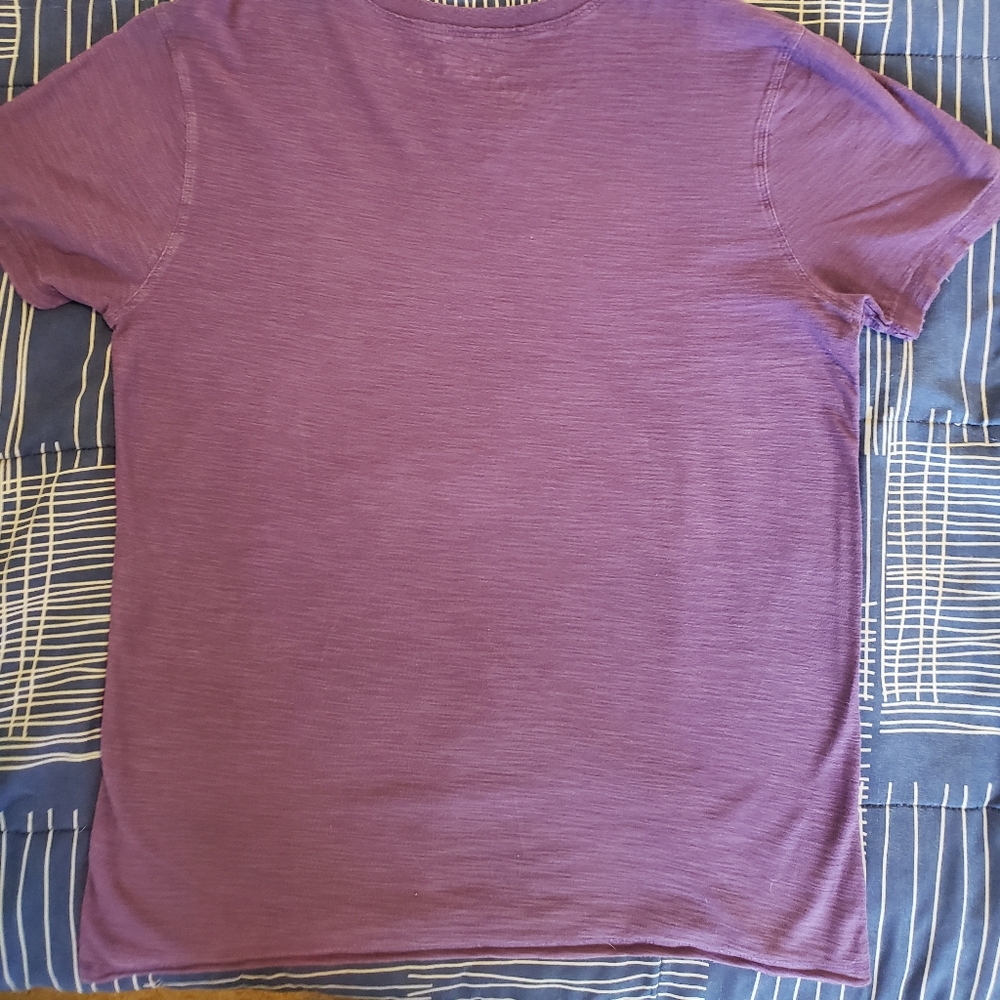 Shirt - Picture 3 of 4